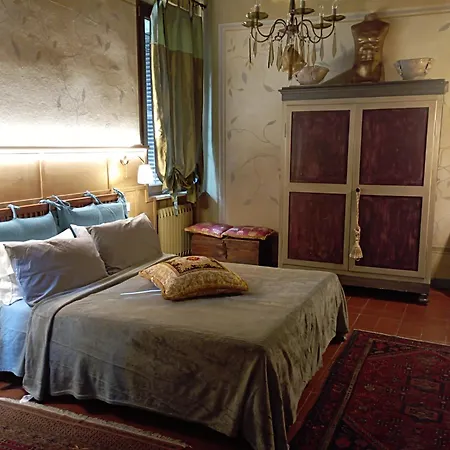 Magnolia Garden Ferrara