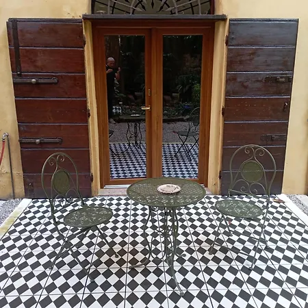 Magnolia Garden * 페라라