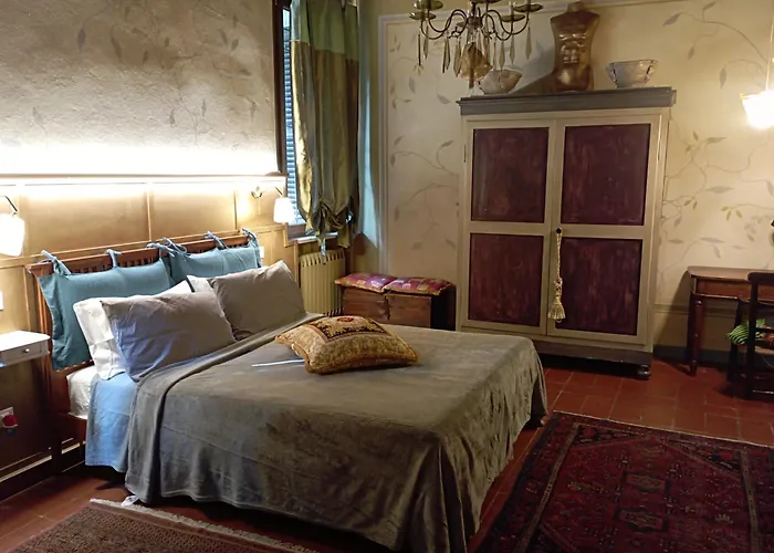 Magnolia Garden 페라라